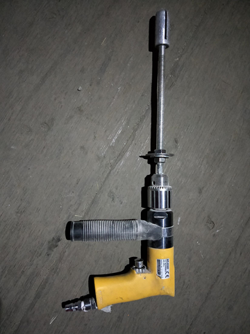 列管反應器裝卸彈簧機具：氣動槍
